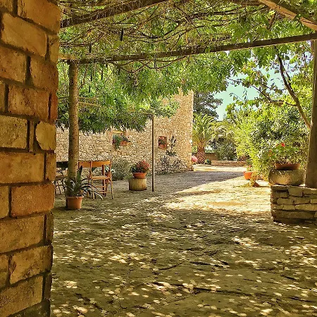 Agriturismo Furfullanu Farm stay *